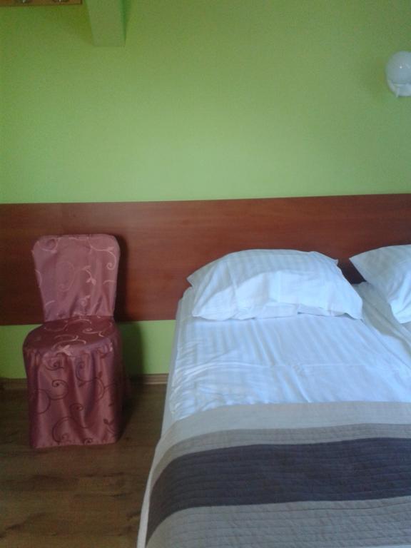 Gosciniec Sloneczny Hotel Drzonków Стая снимка