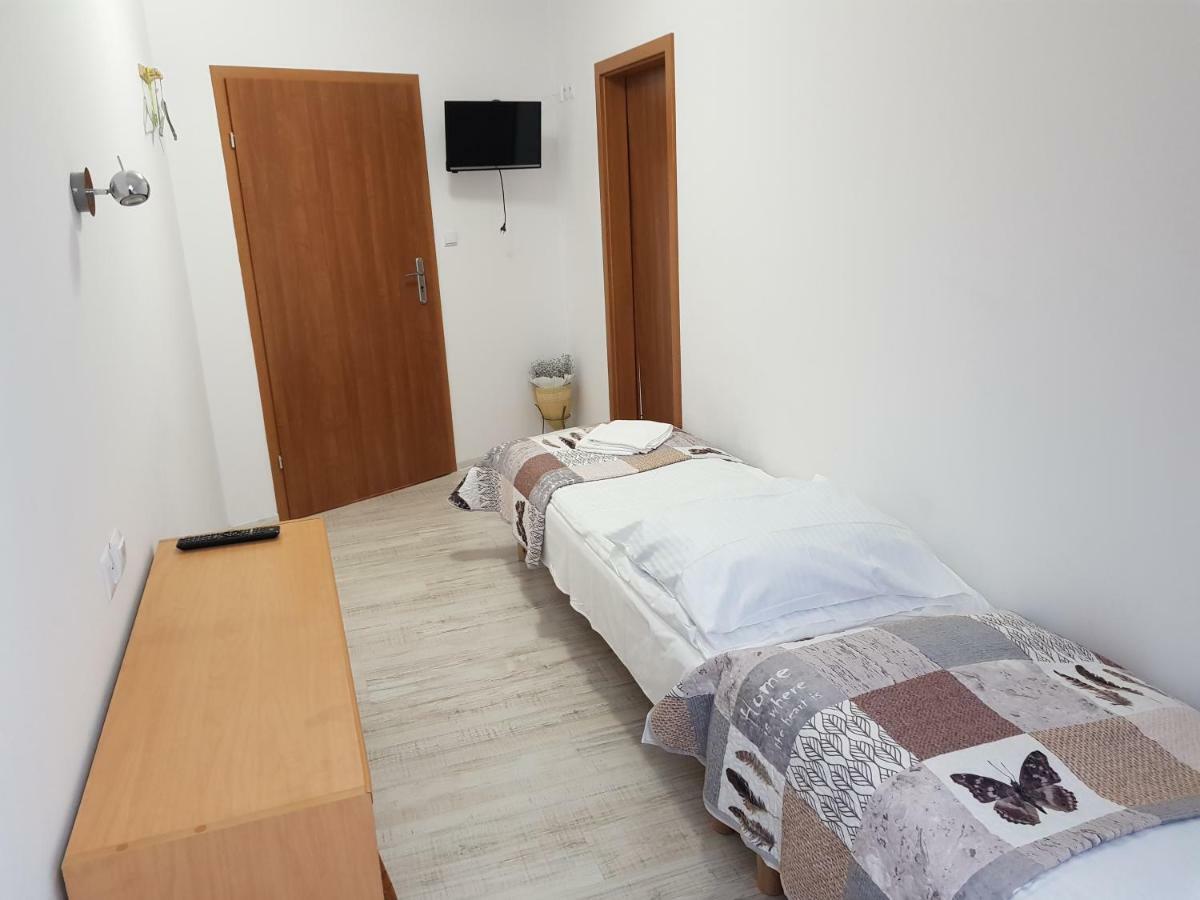 Gosciniec Sloneczny Hotel Drzonków Екстериор снимка